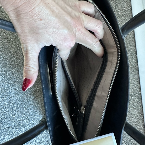 Michael Kors New handbag - Picture 9 of 11